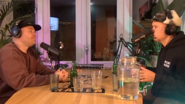 Voor de liefhebbers: Sticks te gast bij Jiggy Djé in Wilde Haren de podcast
