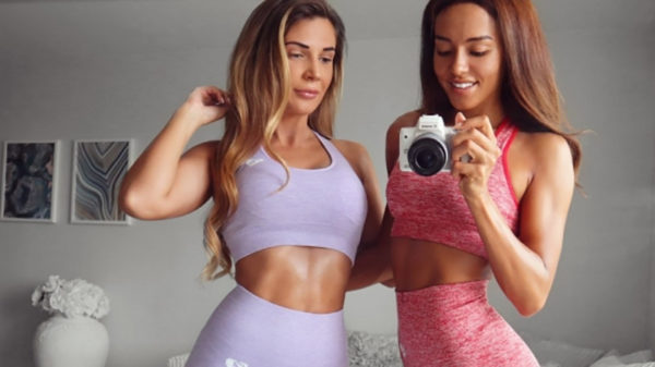 Een ode aan het wonder dat de yogabroek heet (41)