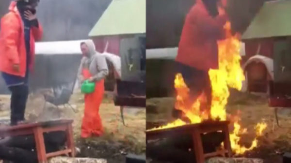 Buurman en Buurman besluiten samen een fikkie te stoken