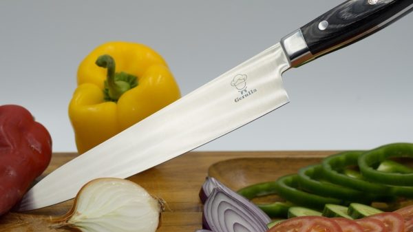 Een heerlijke lading OCD-gifs voor de liefhebber van extreem scherpe messen