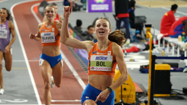 Terugkijken: Femke Bol loopt op het WK in Glasgow opnieuw een wereldrecord op de 400 meter