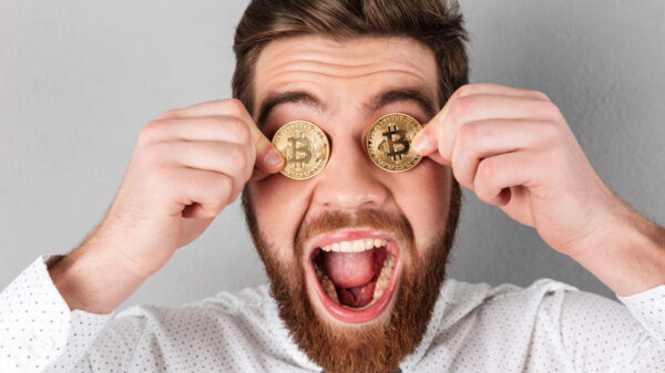 Bitcoin op weg naar recordhoogte: stijgt in maand met ruim 50% tot 66.000 dollar
