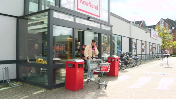 Nederlanders overspoelen Duitse supermarkten vanwege lage prijzen