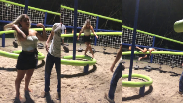 Enthousiaste dame heeft na deze balkoefening waarschijnlijk behoorlijk dikke lippen