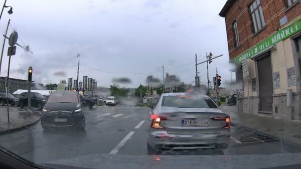 Bizar: Deze Belgische bestuurder doet niet aan verkeersregels en stoplichten