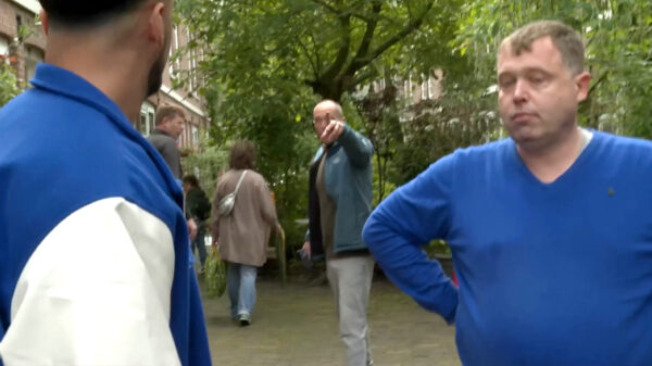 Totaal ontspoorde burenruzie in Amsterdam: "Hij sloeg haar met een baksteen"