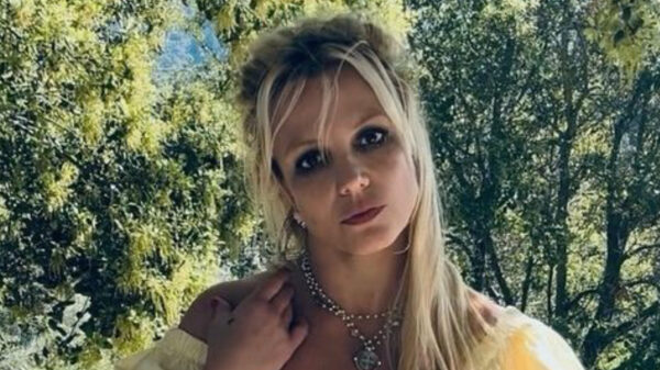 Britney Spears weer volop in de aandacht dankzij diamanten jurk