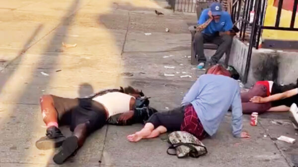 De trieste beelden van daklozen en drugsverslaafden op Kensington Avenue in Philadelphia