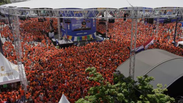 Nederlandse fans breken mogelijk record in Dortmund: grootste fanmars tot nu toe