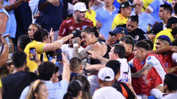 Darwin Núñez in gevecht met Colombiaanse fans na uitschakeling in de Copa América