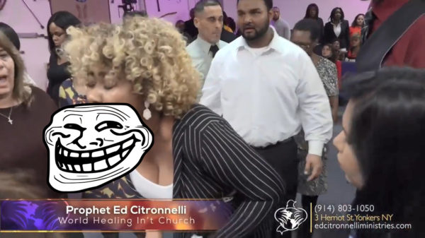 Geloofsgekkie wordt door de pastoor van hitsige demoon bevrijd