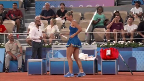 Tennisster Marta Kostyuk steelt de show tijdens wachtmoment op Olympische Spelen