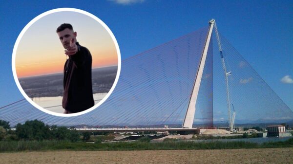 Influencer overlijdt door val van hoogste brug van Spanje