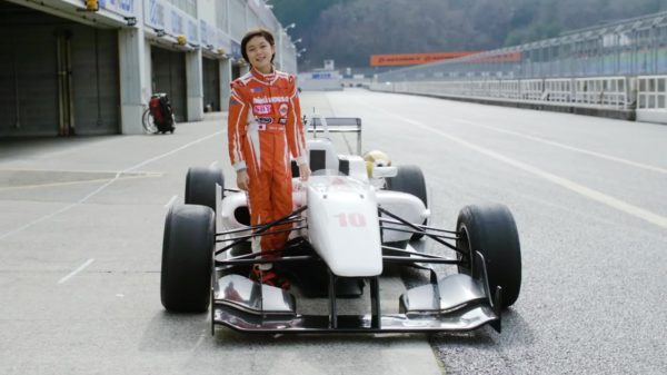 11-jarige Juju Noda wil 's werelds eerste vrouwelijke F1-kampioen worden