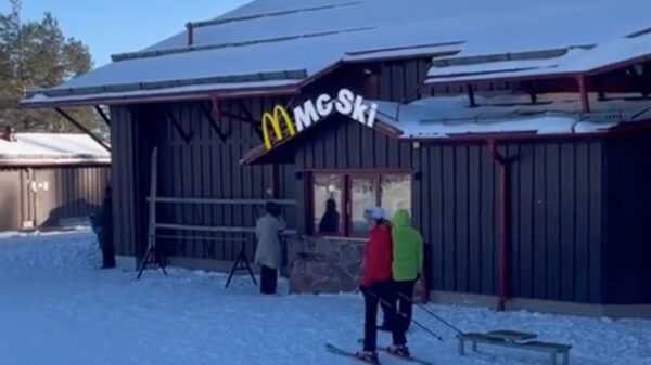 De enige McDonald's "ski-through" ter wereld vind je hier