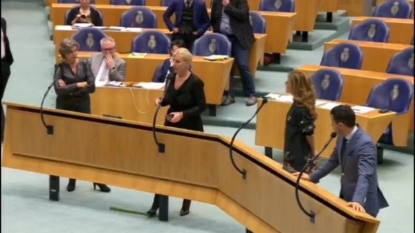 Van D'66 mag het woord "bemanning" niet meer, moet "bemensing" worden want seksisme