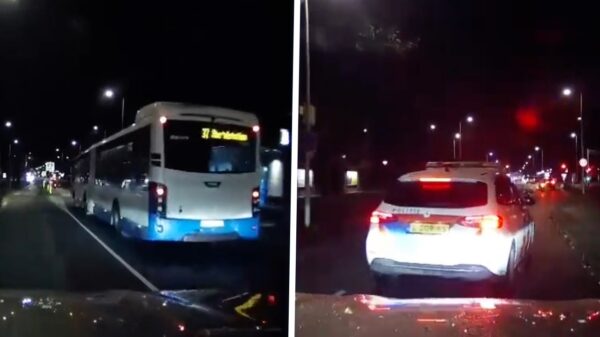 Instant karma voor automobilist die spookrijdend een stilstaande bus inhaalt