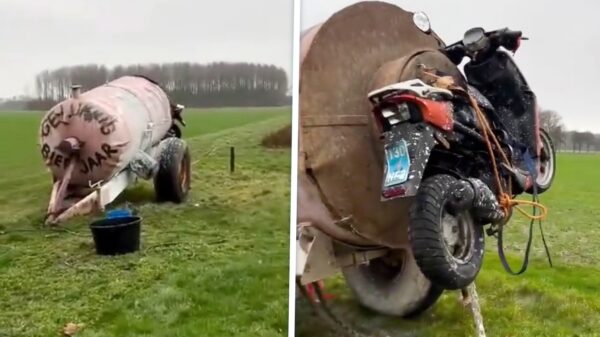 Martijn (de gekste) verstuurt zijn scooter elk jaar via de carbidexpress