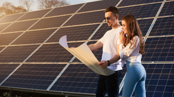 Zonnepaneelbezitters nóg harder genaaid bij afsluiten nieuwe energiecontracten