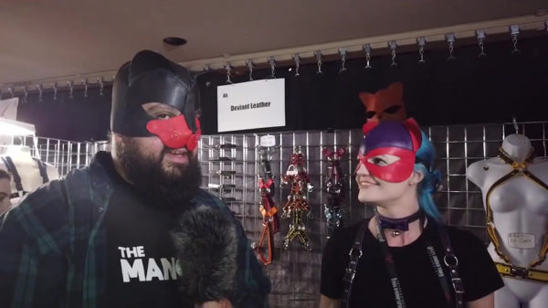 Manolo op de volwassenenbeurs blijft heerlijk om naar te kijken