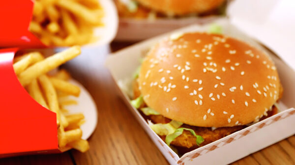 Doorgedraaide man dreigt te schieten om bestelling bij McDonald's Barendrecht