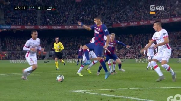 Je moet kiezen: welke droomgoal is mooier, die van Suárez of Son?