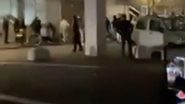 Gevalletje zoek de laffe kopschoppers deel 134 in Helmond