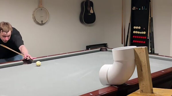 Biljarttrickshot van de dag