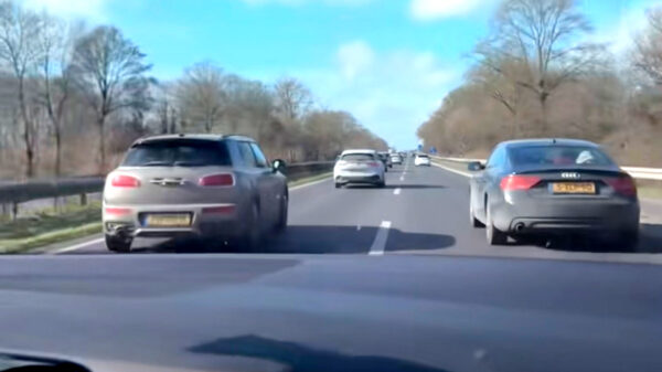 Idiote inhaalacties van zogenaamde 'squeezers' op de Nederlandse snelwegen