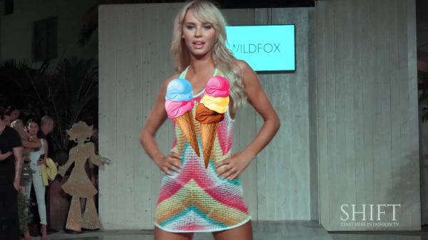 De echte modeliefhebbers waren bij ﻿Miami Swim Week voor de laatste bikinitrends