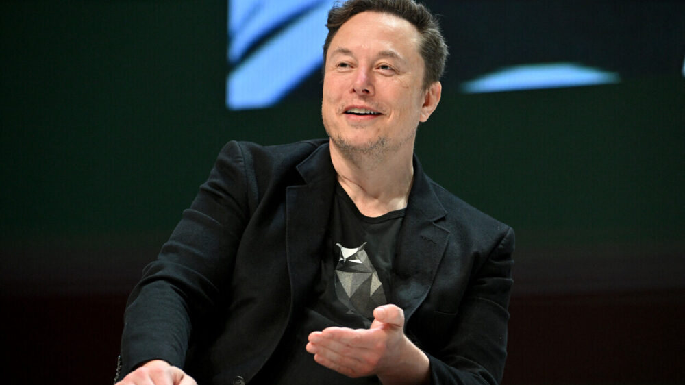 Musk valt Zuid-Afrikaanse interviewer aan: "Waarom ben jij vóór racistische wetten?"