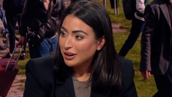 Lale Gül mikt op positie bij de VVD en Dilan Yeşilgöz staat te springen