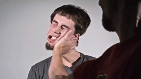 Een verzameling gifjes van mokerharde klappers tijdens slapwedstrijd