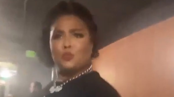 Zangeres Lizzo loopt er behoorlijk luchtig bij