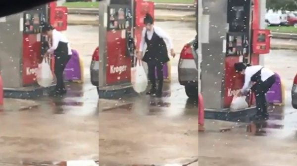 Waarom zou je jerrycans gebruiken als je ook een plastic tasje hebt?