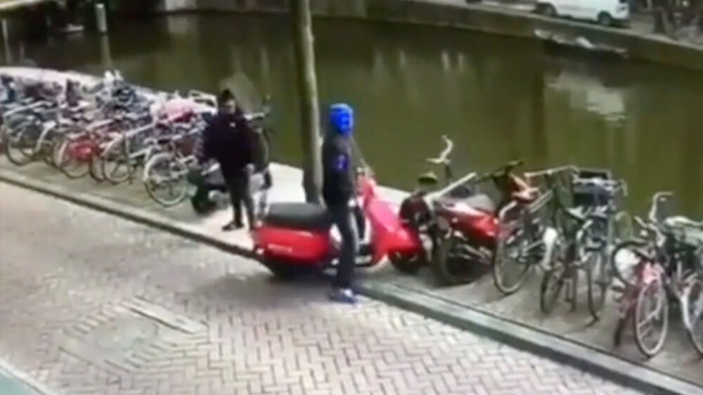 Af te raden: Je scooter pakken na bezoekje aan de coffeeshop