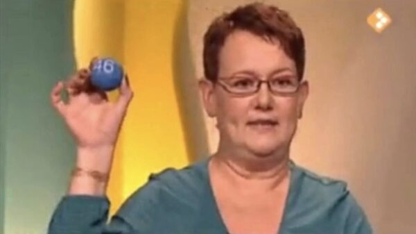 Het is inmiddels 10 jaar geleden dat we de rookmevrouw in Lingo zagen schitteren!