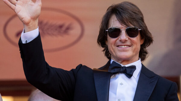 Tom Cruise brak bijna zijn neus tijdens het filmen van een seksscène