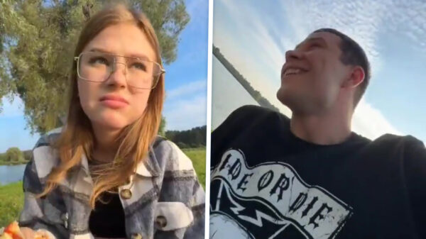 Kerel betrapt als hij een zeldzaam vogeltje spot tijdens het picknicken