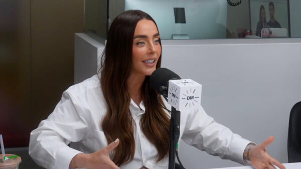 Holly Madison over de beruchte Playboy Mansion: "Tapijten vol pies en poep"