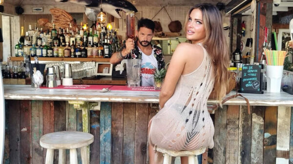 Sylvia Geersen gaat volledig uit de kleren voor Adam zkt. Eva VIPS