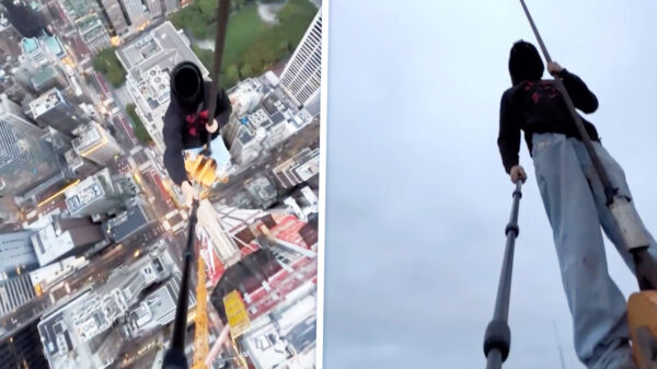 Kraanklimmer maakt bizarre video op 100 miljoenmiljard kilometer hoogte