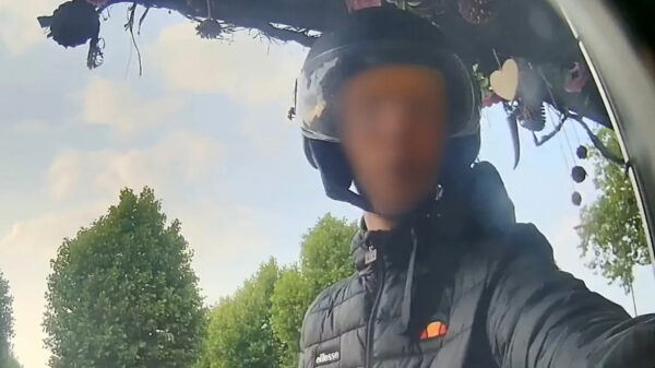 Jonge kansenparel met groot mes berooft pinnende man in Waalre