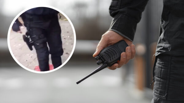 Auwch: Haagse politie laat even zien hoe je moet communiceren met tuig