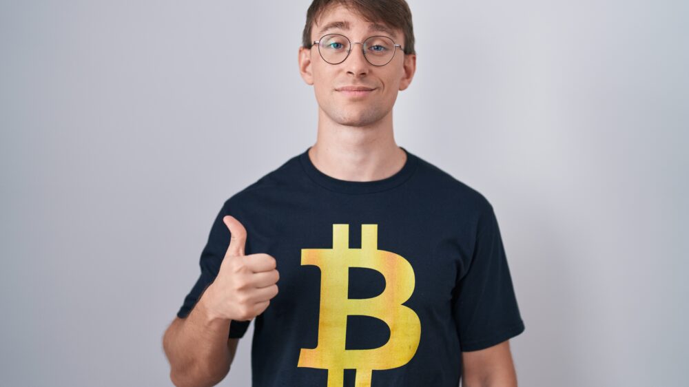 KABOEM: Bitcoin knalt door oude record heen en is meer dan 118.000 dollar waard