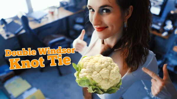 Piper Blush laat op een prettige manier zien hoe je een stropdas strikt