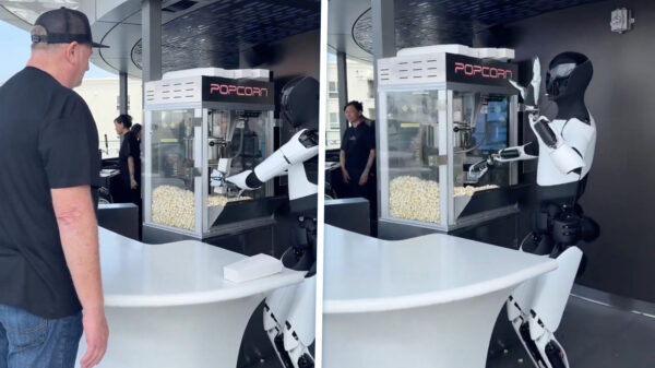 Tesla traint popcorn-robot voor dineropening in Hollywood