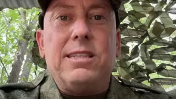 Amerikaanse vader ontvlucht woke VS en belandt in Russische loopgraven