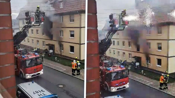 Duitse brandweer ziet elektriciteitskabels niet en frituren zichzelf bijna