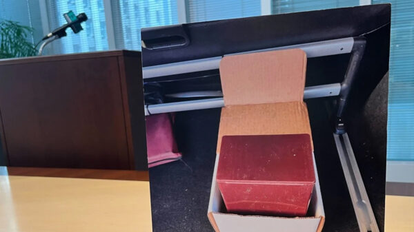 Amerikaanse ouders krijgen hersenen zoon thuis in lekkende doos